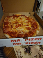 Mr. Pizza food