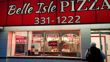 Belle Isle Pizza food