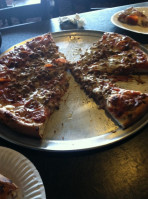 Rocky's New York Style Pizzeria food