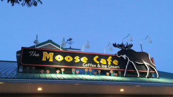 The Moose Café food