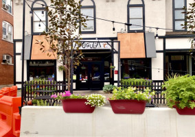 Arugula Bistro outside