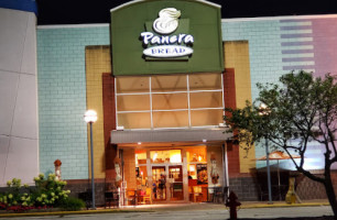 Panera Bread outside