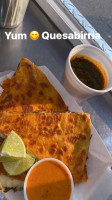 El Paisa Taqueria Food Truck food