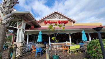 Bahama Breeze inside