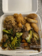 New Wok Chinese Cafe food