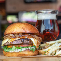 Hopdoddy Burger food