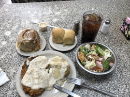 Ginger Brown's Old Tyme Bakery food