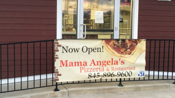 Mama Angela's Pizzeria food