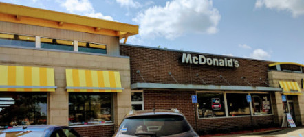 Mcdonald's outside