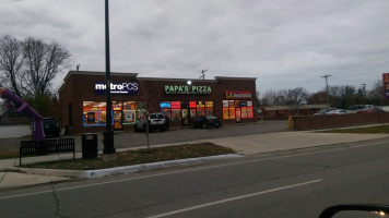 Papas Pizza Of Allen Park outside