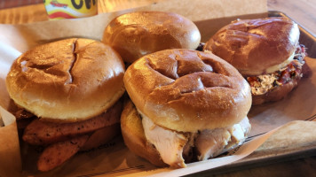 Dickey's Barbecue Pit food