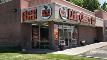 Little Caesars Pizza outside