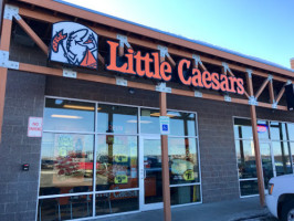 Little Caesars Pizza food