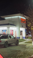 Baker's Drive-thru outside