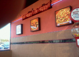 Happy's Pizza food