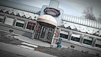 Fleetwood Diner inside