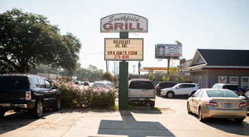 Southfield Grill outside