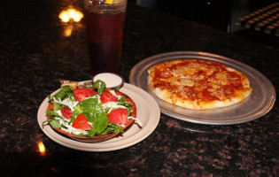 Z's Brick Oven Pizza food