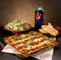 Guido's Premium Pizza Grand Blanc food