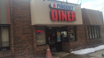 Pinckney Diner food