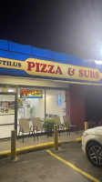 Nautilus Pizza, Subs Soul outside