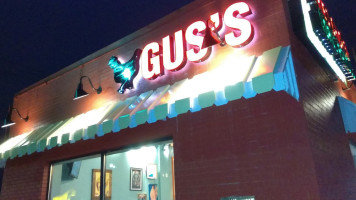 Gus's World Famous Fried Chicken food