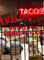 Tacos Gonzalez outside