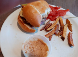 The Barefoot Burger food