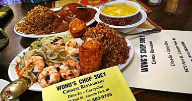 Wong's Chop Suey food