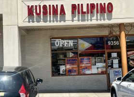 Kusina Pilipino outside