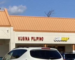 Kusina Pilipino outside