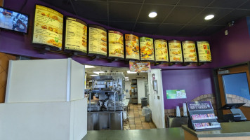 Taco Bell inside