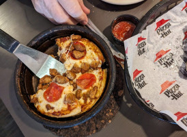 Pizza Hut food