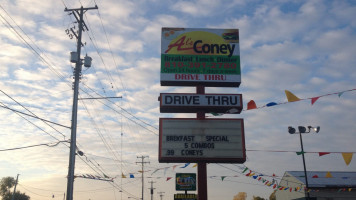 Al's Coney Island outside