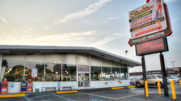 Starlite Coney Island outside