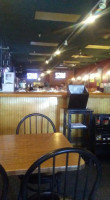 Dalton's Grill inside