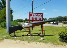 Pablo's Bbq outside