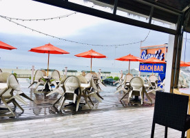 Bernie's Beach Bar outside