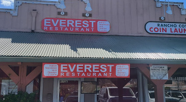 Everest food