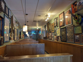 Carolina Pizza Company inside