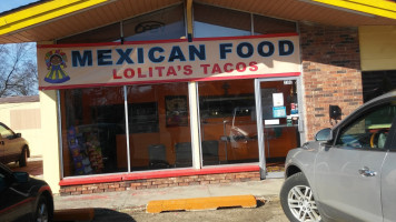 Lolitas Tacos inside