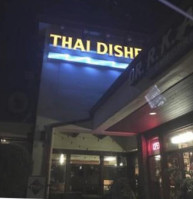 Thai Dishes (valencia) outside