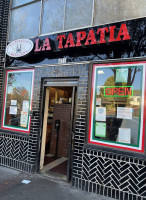 La Tapatia Mexicatessen inside