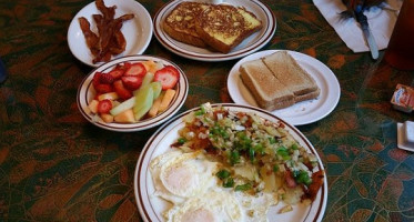 Bethlehem Diner inside