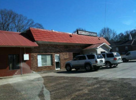 Cujo's Pizza outside