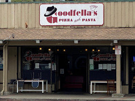 Good Fellas Pizza Pasta outside