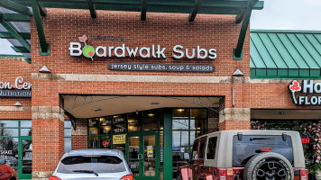 Boardwalk Subs outside