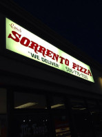 Sam's Sorrento Pizza inside