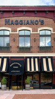 Maggiano's Little Italy food