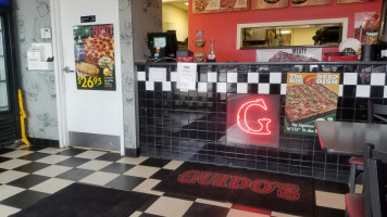 Guido's Premium Pizza Auburn Hills food